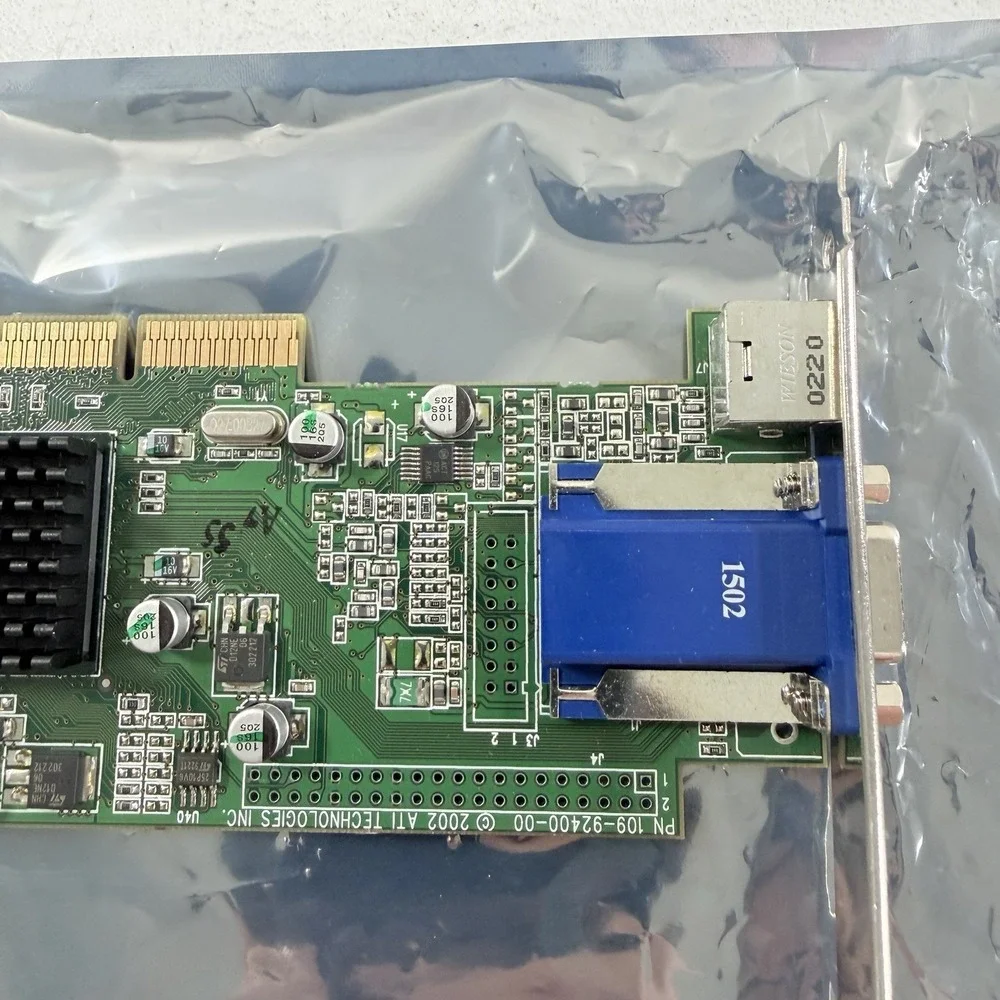 Lot‎ Of 2 ATI Radeon 7000 64MB DDR AGP VGA Computer Graphics Video Cards